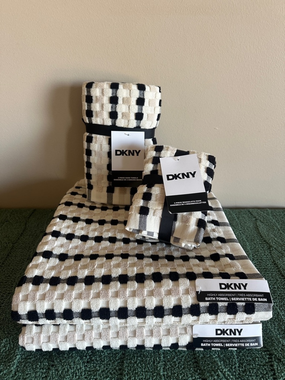 DKNY Bath & Hand Towels Washcloths Black Beige Ivory Checkered NEW!